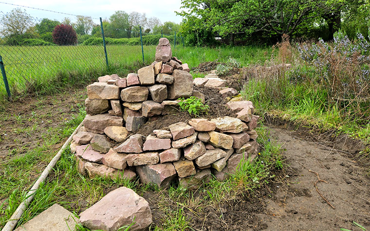Kräuterspirale im BUND-Garten